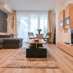 West Park Apartman
